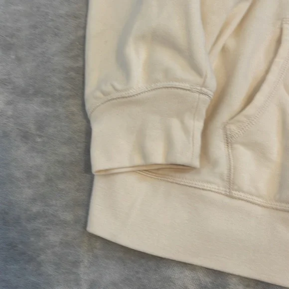 American Eagle Outfitters Cream Hoodie with Blue Lettering - Picture 6 of 13